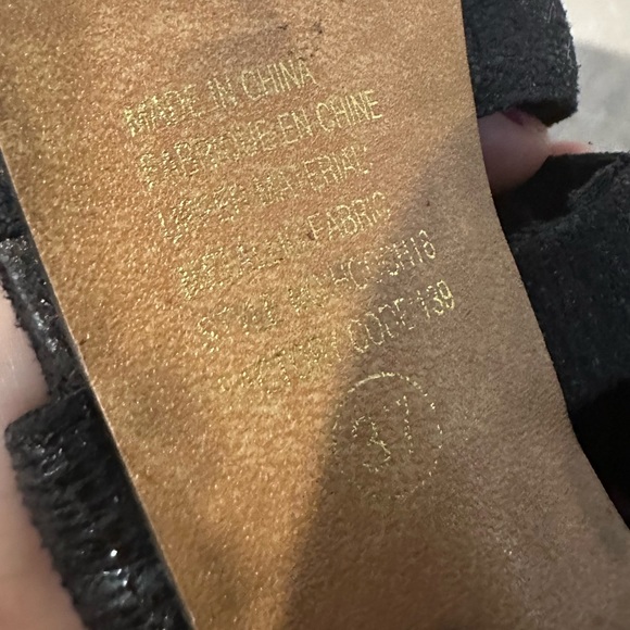 Spring black strap shoes size 37 - Picture 7 of 7